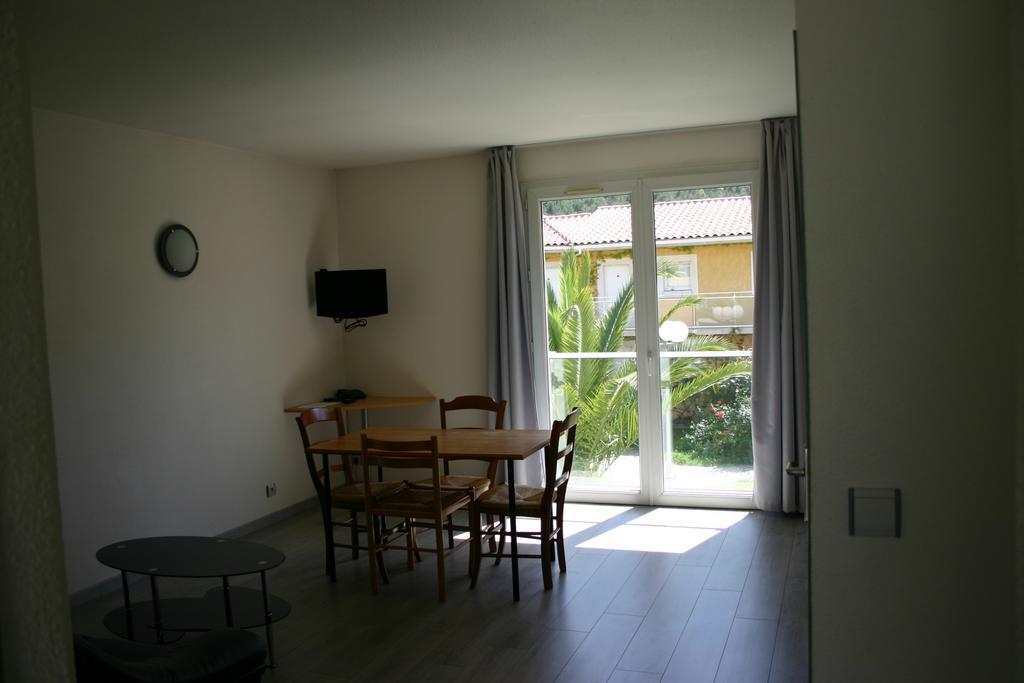 Appart'Hotel Residella Aubagne 제므노 객실 사진
