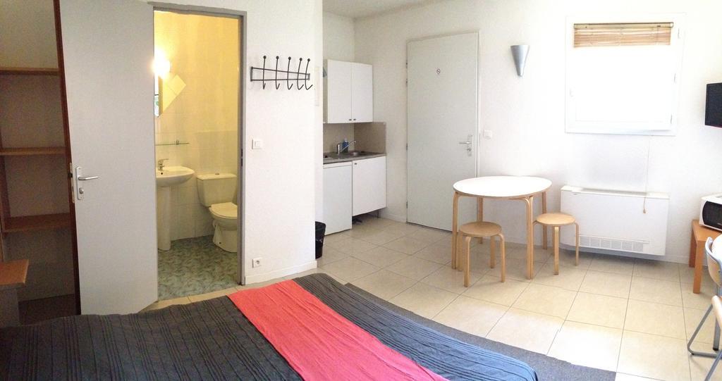 Appart'Hotel Residella Aubagne 제므노 객실 사진