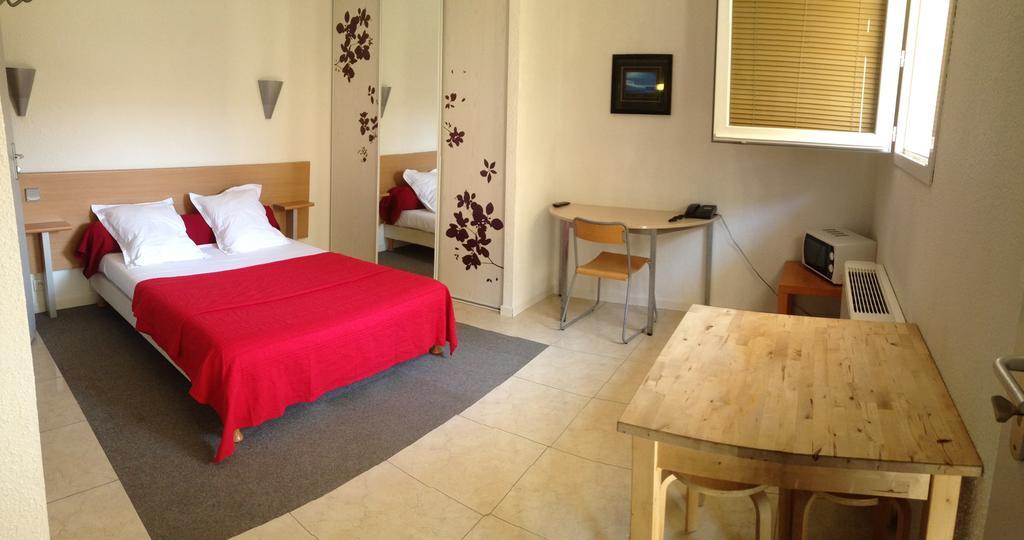 Appart'Hotel Residella Aubagne 제므노 객실 사진